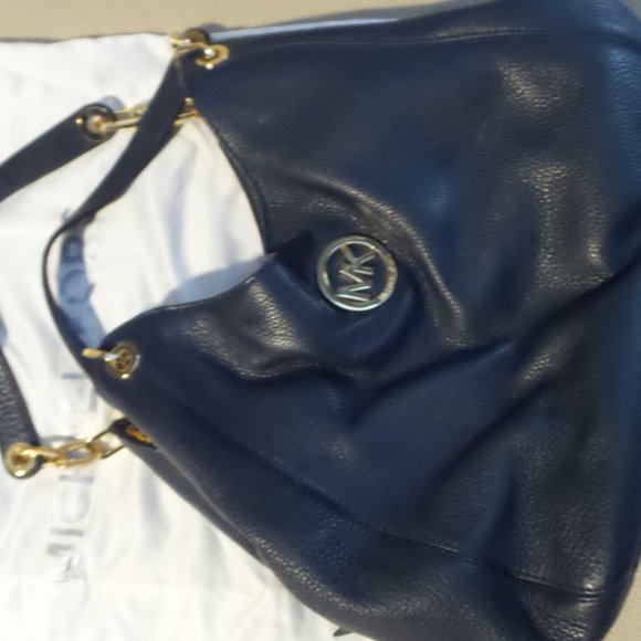Michael Kors - Picture 1 of 6